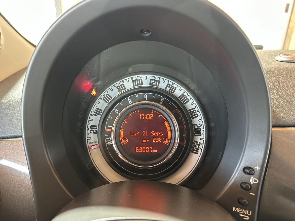 500 1.2i - 69 Lounge Radar de recul toit vitr&eacute; clim auto 1 er ma 2015 occasion 33700 M&eacute;rignac
