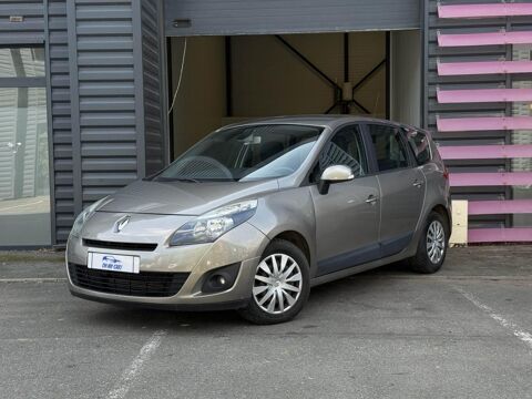Renault Grand Sc&eacute;nic II III - 1.9l dCi - 130 ch - 7pl Carminat TomTom - ENTRETIEN CO 2010 occasion Eslettes 76710