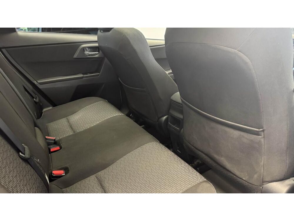 Auris Hybride 136h - BV CVT - SkyBlue - Cam&eacute;ra de recul - Entretie 2015 occasion 60740 Saint-Maximin