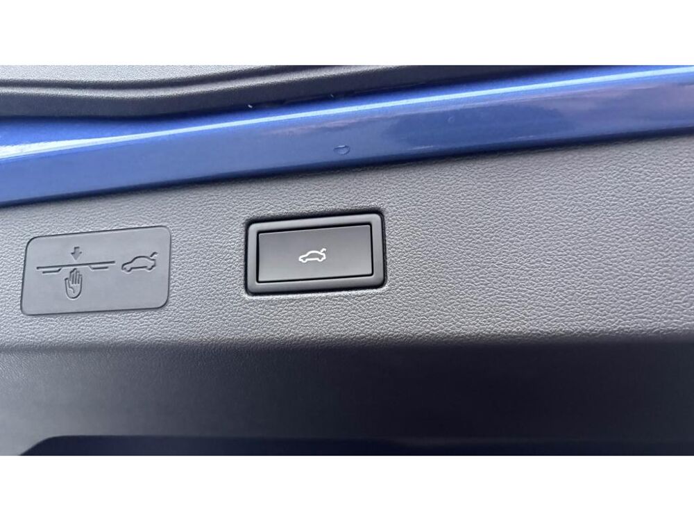 T-ROC 1.5 eTSI 150 DSG R-Line +IQ LIGHT+T.OUVR+GARANTIE 5 ANS+PACK 2026 occasion 81580 Soual