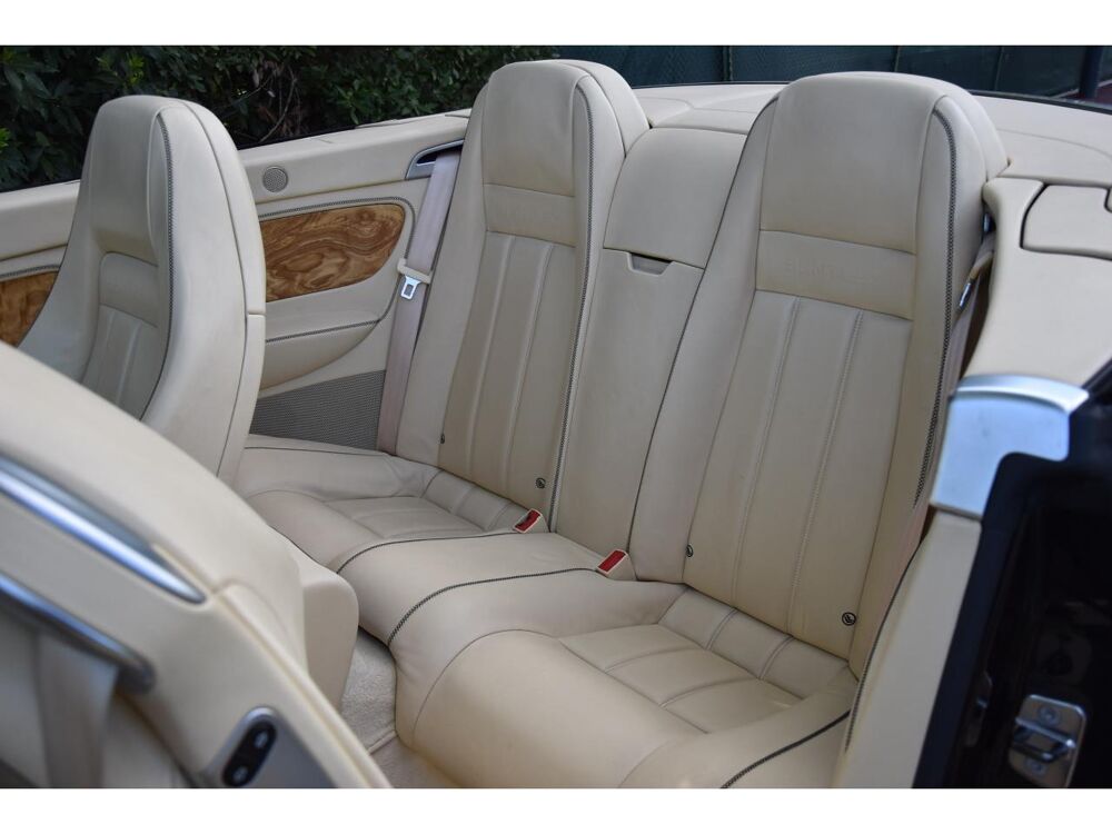 Continental Convertible 6.8i - BVA CONVERTIBLE CABRIOLET . 2008 occasion 06250 Mougins