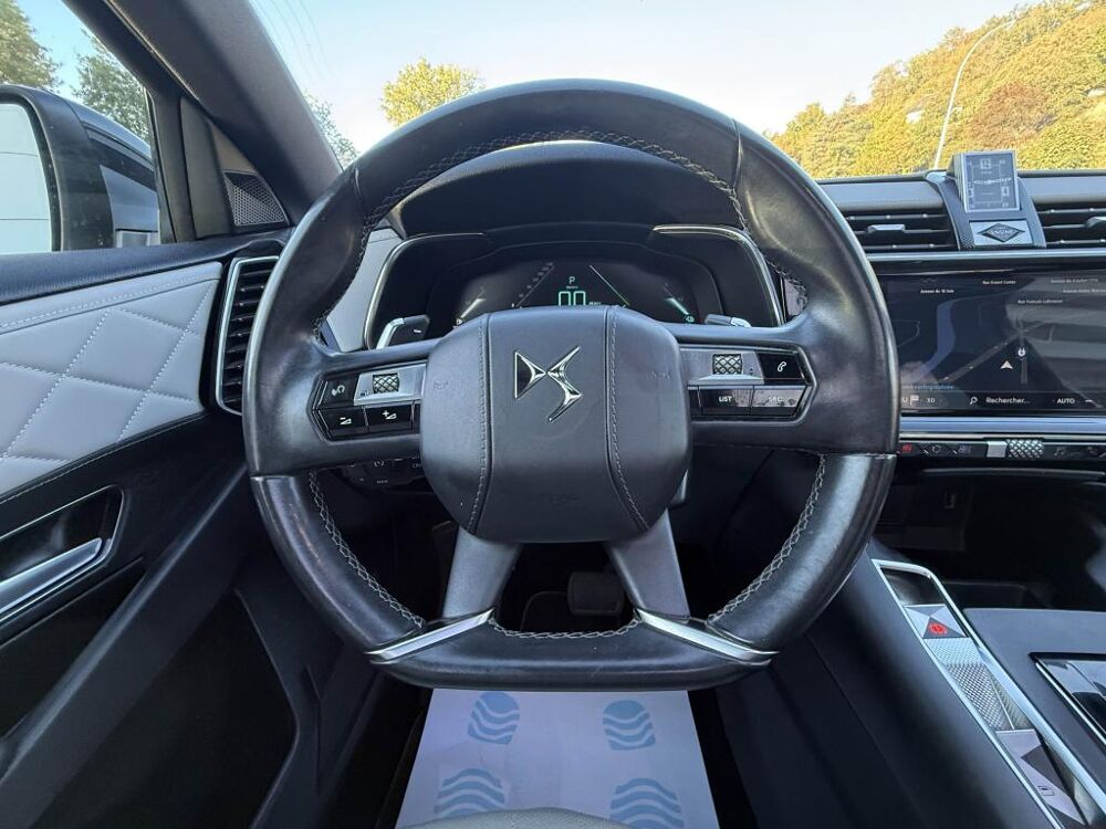 DS3 DS7 E-Tense - 300 - 4x4 Rivoli GPS + CARPLAY + ATTELAGE + C 2020 occasion 19100 Brive-la-Gaillarde
