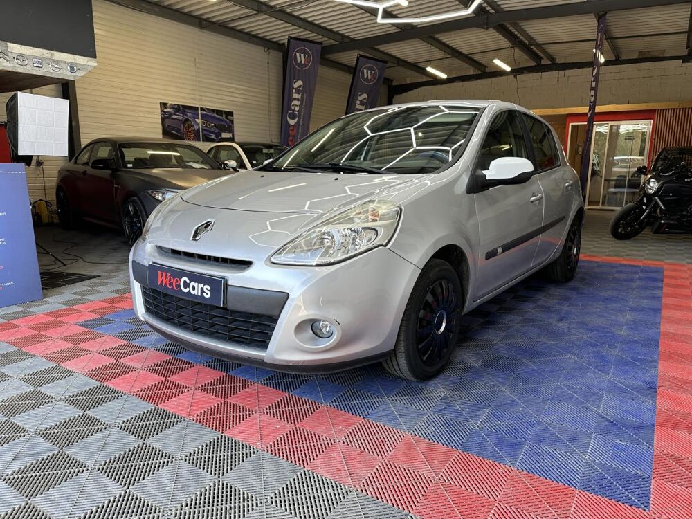 Clio 1.5 DCI 85 EXPRESSION CLIM 2010 occasion 33370 Artigues-pr&egrave;s-Bordeaux
