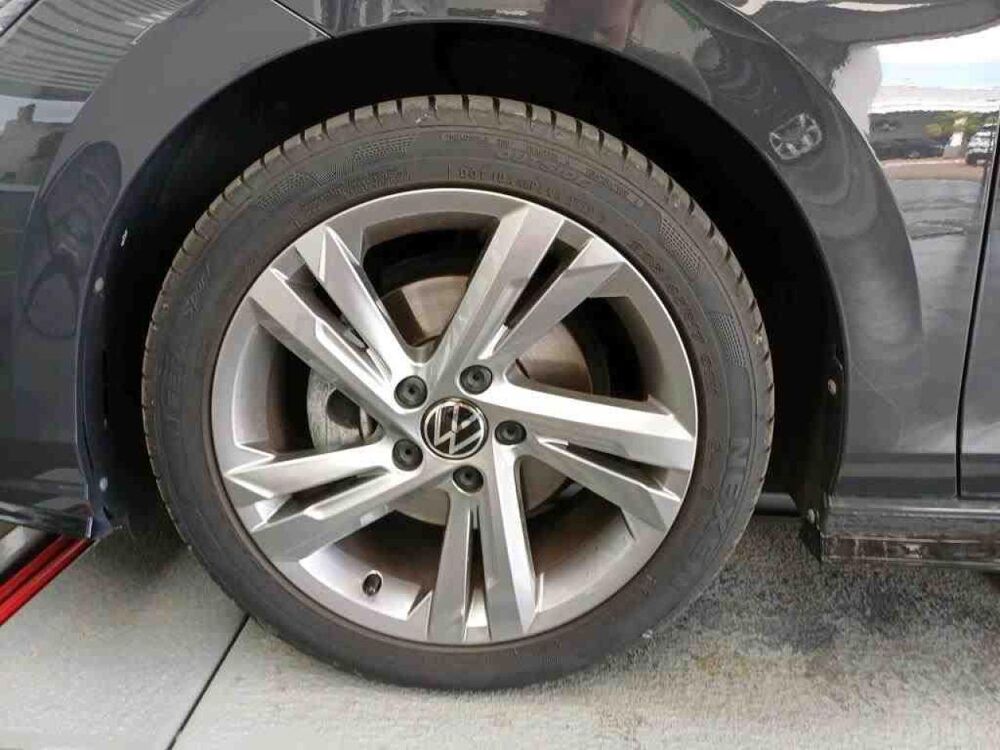 Golf 8 VIII 1.5 TSI 130 R-Line 2024 occasion 35300 Foug&egrave;res