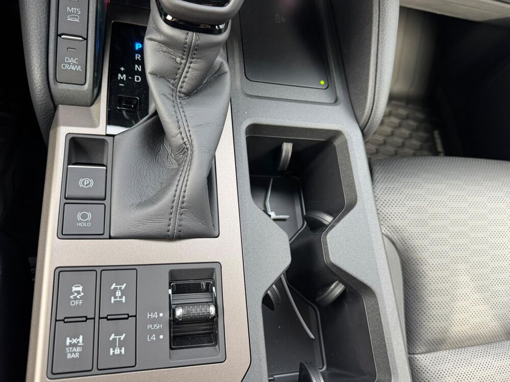 Land Cruiser PREMIUM PACKAGE 4WD WAGON HYBRID 2026 occasion 91830 Le Coudray-Montceaux