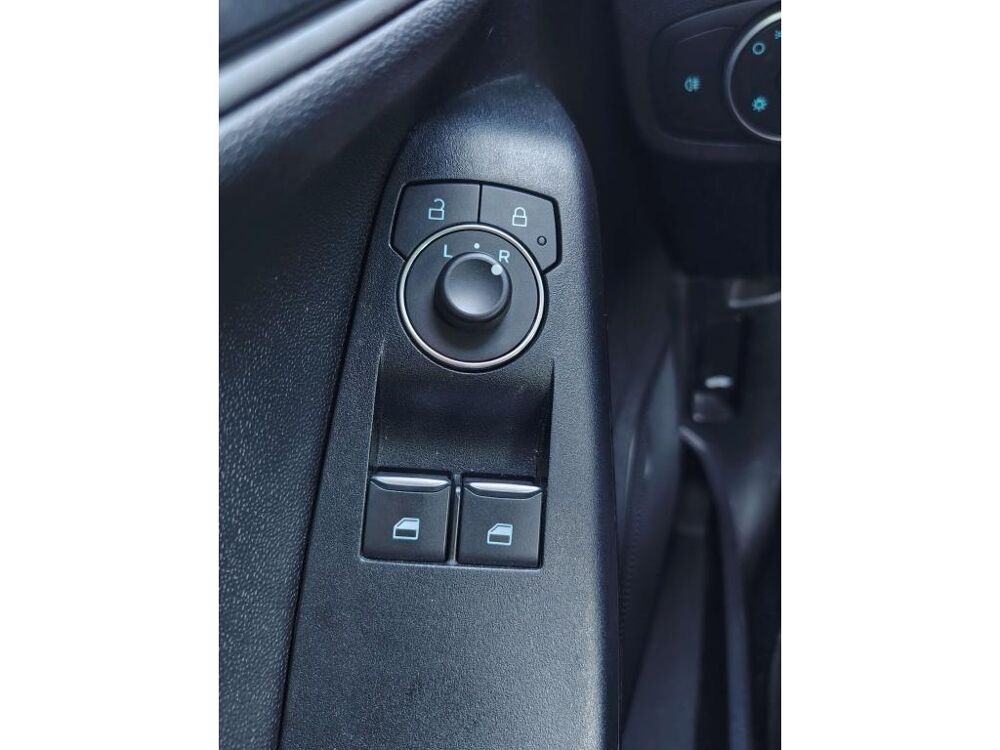 Fiesta COOL&CONNECT 1.1L 75ch 2021 occasion 44700 Orvault