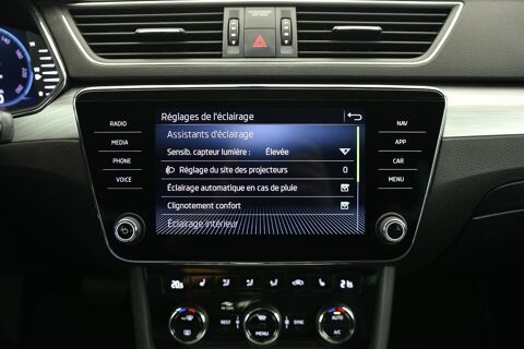 Superb Combi 2.0 TDI 122 DSG7 ATTELAGE/SIEGES AV CHAUFFANTS/VIRTUAL 2021 occasion 33620 Cavignac