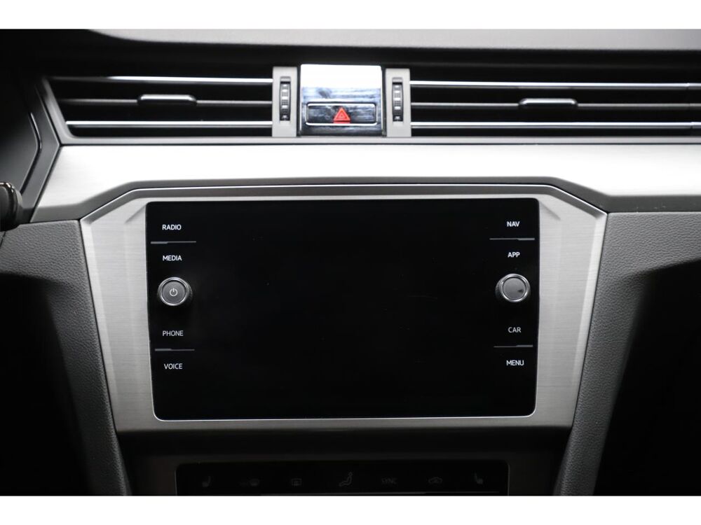 Passat 2.0 TDI 122 Conceptline - DSG 7 2023 occasion 06550 La Roquette-sur-Siagne