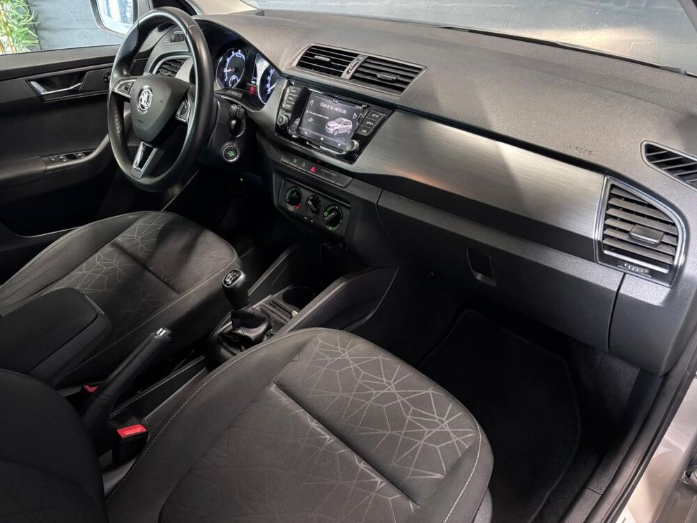 Fabia 1.0 MPI 75CH FINITION Clever - GARANTIE 6 MOIS MINIMUM 2019 occasion 33700 M&eacute;rignac