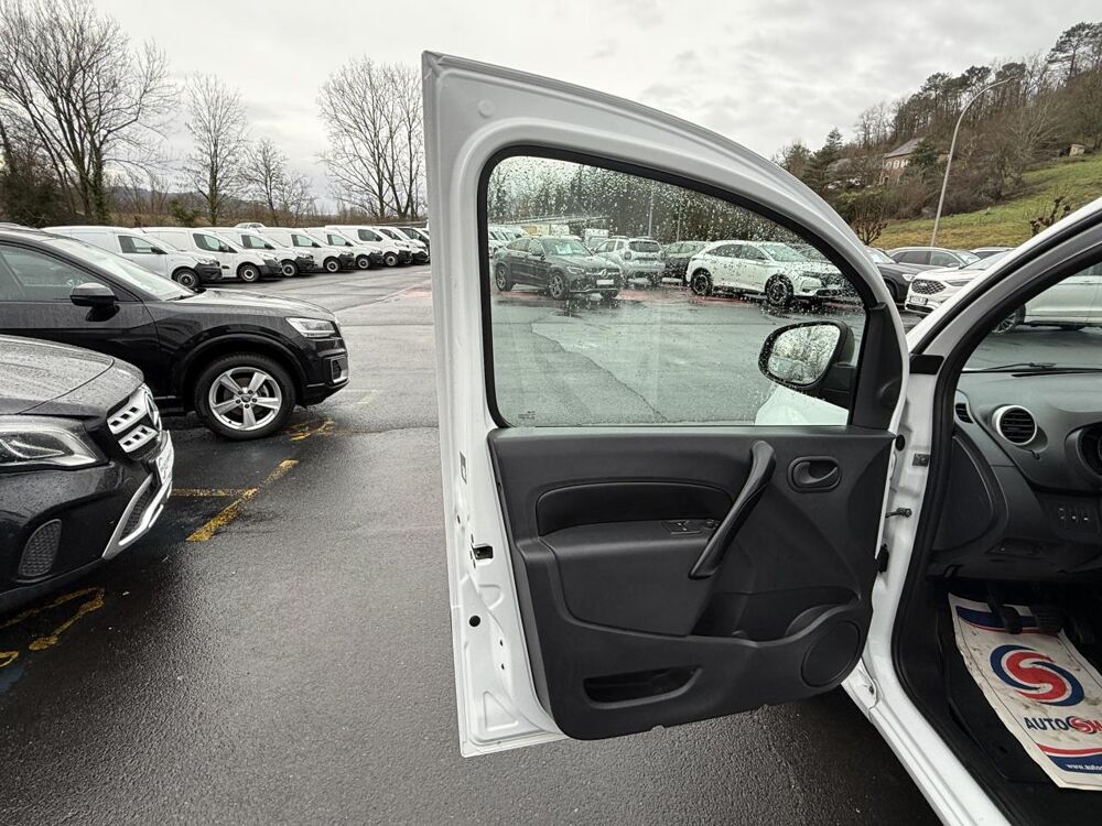 Kangoo Express 1.5 dCi - 90 Compact Grand Confort - ATTELAGE + RADAR AR 2021 occasion 19100 Brive-la-Gaillarde