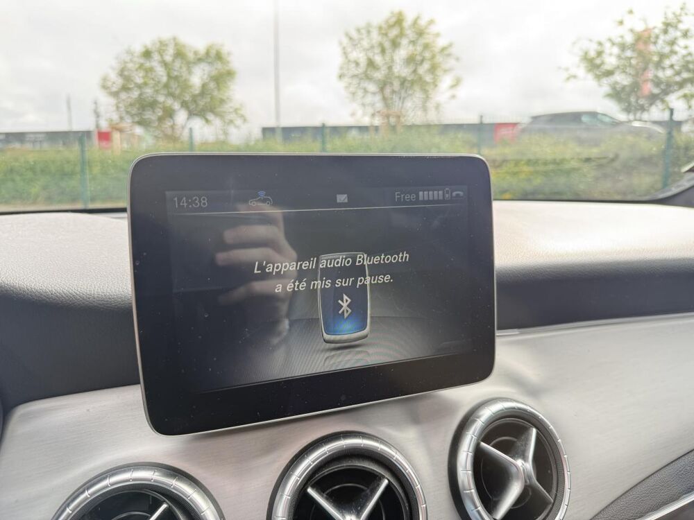Classe CLA 200 d 7G-DCT Fascination Pack AMG ? Phase 2 ? Toit ouvrant ? 2016 occasion 49070 Beaucouz&eacute;