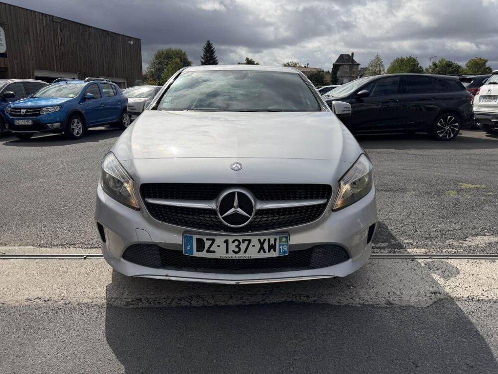 Classe A A 180 - 122 BM 176 Inspiration clim + camera AR 2016 occasion 19100 Brive-la-Gaillarde