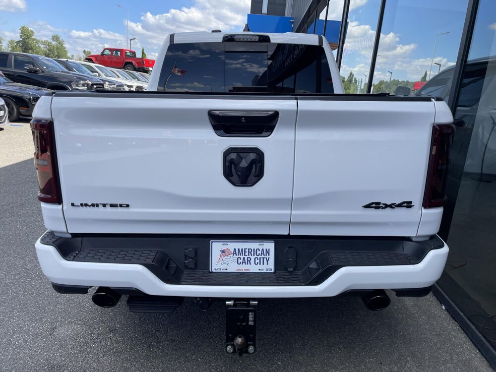 RAM 1500 CREW LIMITED NIGHT EDITION BOX HAYON MULTI 2025 occasion 91830 Le Coudray-Montceaux