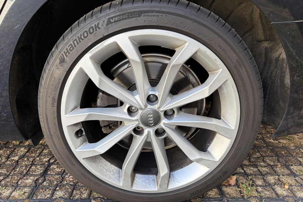 A4 Audi Avant 2.0 TDI 190 Quattro S tronic 7 Toit ouvrant Cam&eacute;r 2016 occasion 78760 Jouars-Pontchartrain