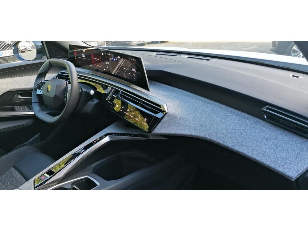 3008 1.2i Hybrid 145 e-DCS6 Allure +PK PANORAMIC NAVIGATION 2025 occasion 81580 Soual