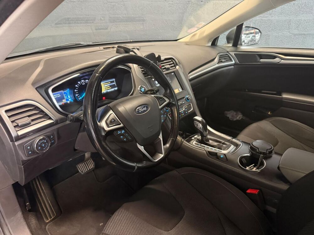 Mondeo 2.0 iVCT Hybrid 187 CH - BV CVT - FINITION Vignale - GARANTI 2019 occasion 33700 M&eacute;rignac