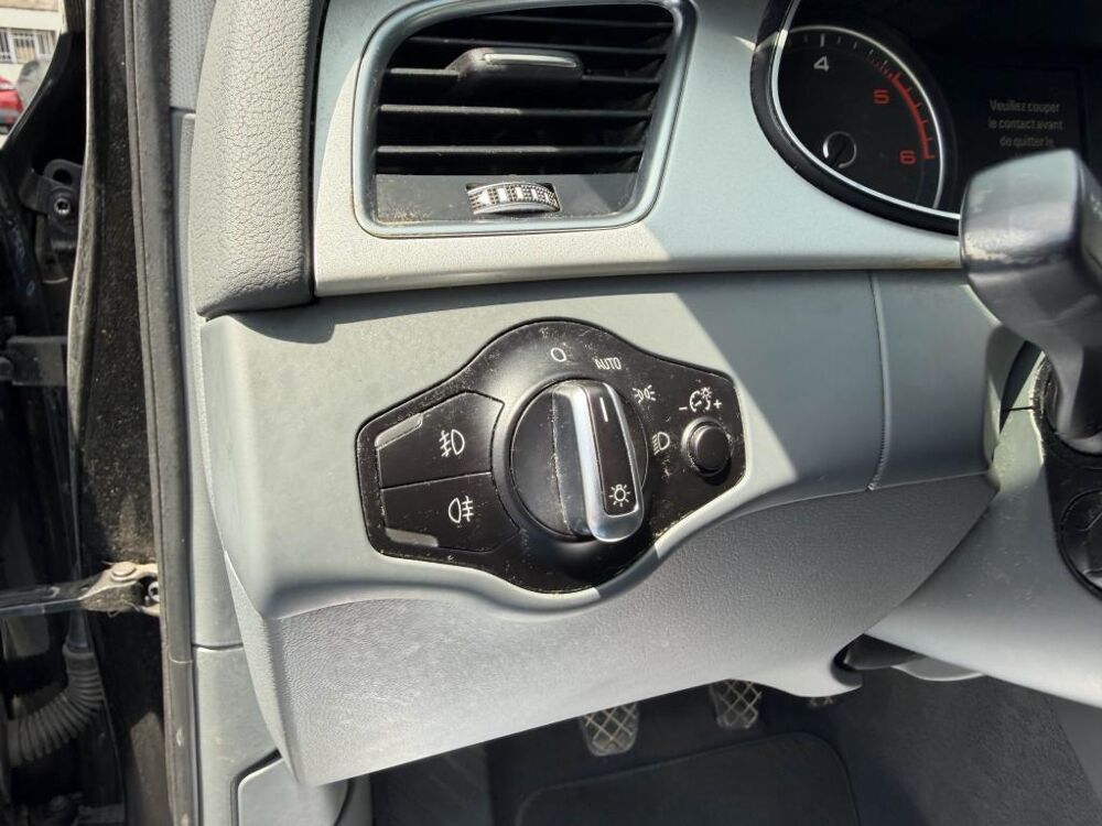A4 2.0 TDI DPF Clean Diesel - 150 Ambiente clim + radar AR 2015 occasion 19100 Brive-la-Gaillarde