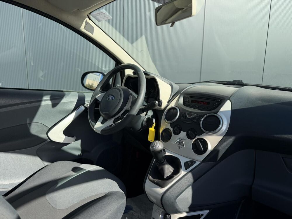 Ka 1.2i 69 Trend Avec Climatisation et Vitres Electriques 2014 occasion 35300 Foug&egrave;res