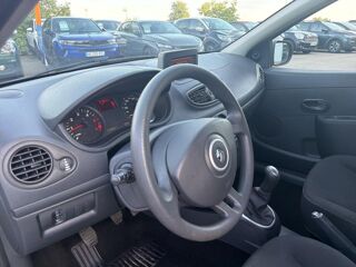 Clio III 1.5 dci 75 collection business eco&sup2; 5p 2013 occasion 88150 Chavelot