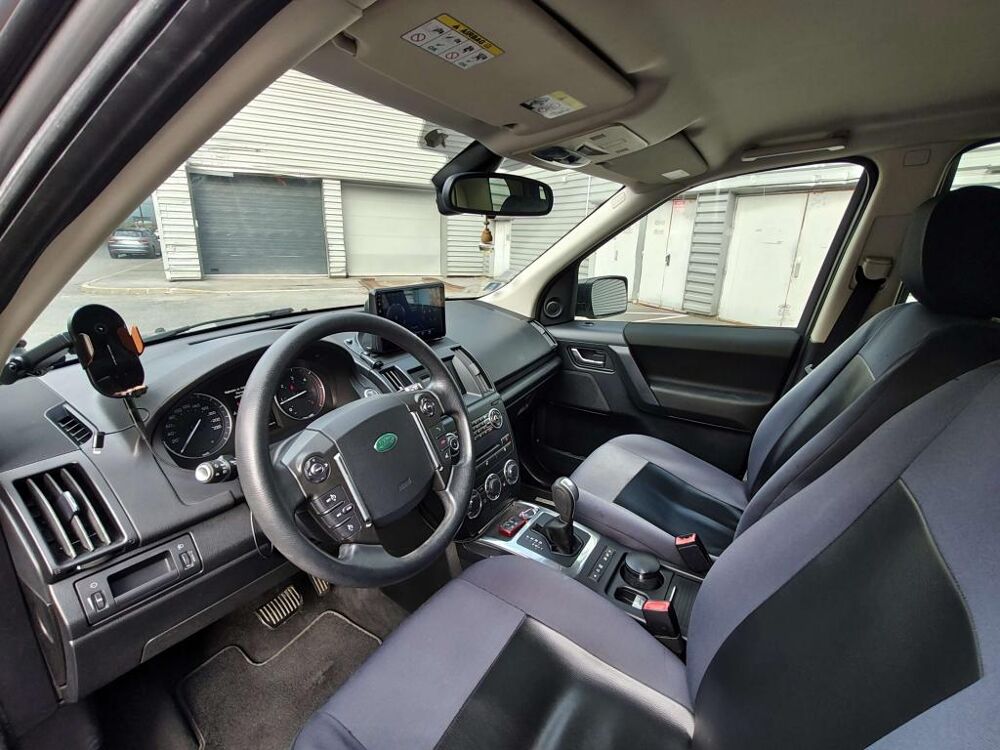 Freelander 2.2 TD4 DPF - BVA - CARPLAY 2013 occasion 77185 Lognes