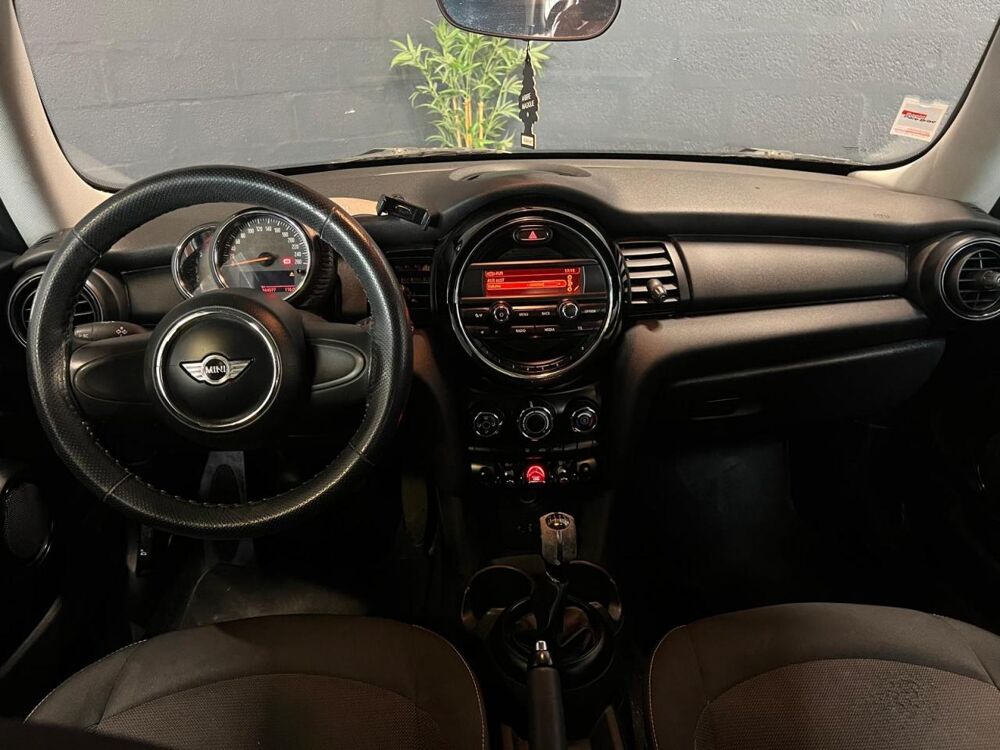 Cooper D 1.5 D - 95 CH F56 COUPE FINITION One D 2014 occasion 33700 M&eacute;rignac