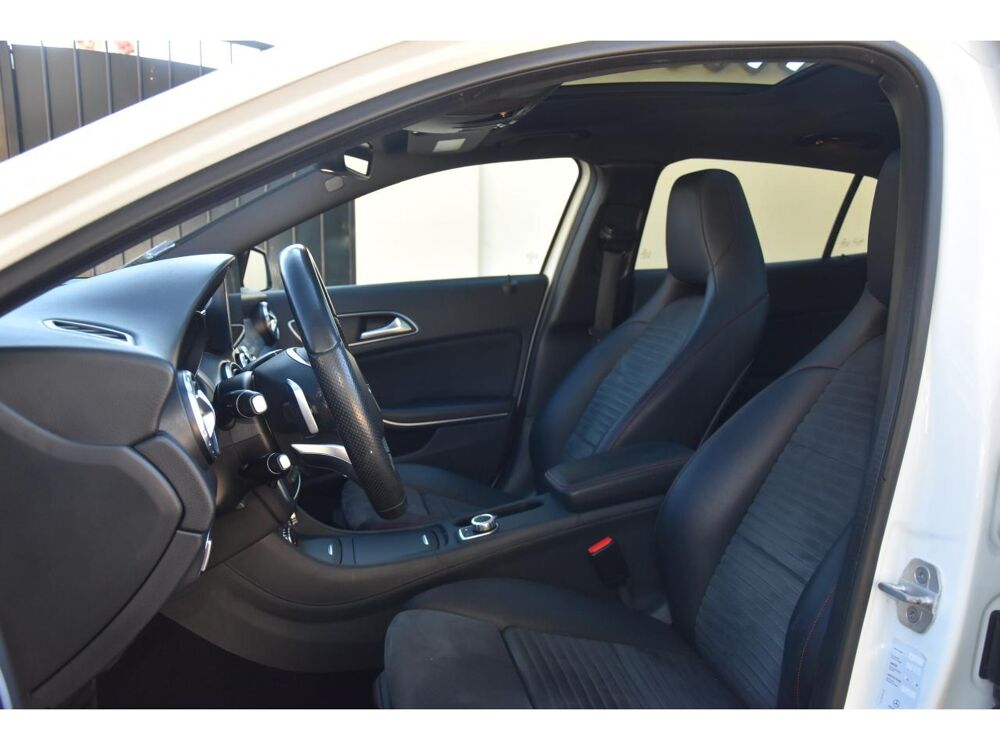 Classe GLA GLA 220 d - BV 7G-DCT - BM X156 Fascination 4-Matic PHASE 1 2016 occasion 06250 Mougins