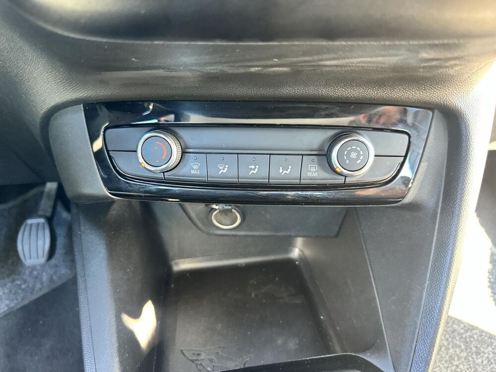 Corsa 1.2i 75CH EDITION GARANTIE 12 MOIS 2020 occasion 33450 Montussan
