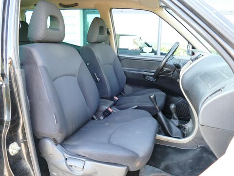 Terrano 2.7 Di Confort 2004 occasion 34190 Ganges