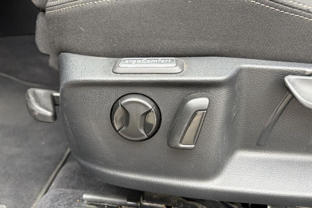 Passat VOLKSWAGEN 1.6 TDI 120 DSG7 TOIT OUVRANT CAM&Eacute;RA ENTRETIEN 2019 occasion 78760 Jouars-Pontchartrain