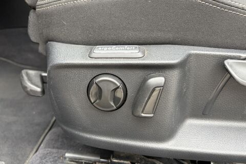 Passat VOLKSWAGEN 1.6 TDI 120 DSG7 TOIT OUVRANT CAM&Eacute;RA ENTRETIEN 2019 occasion 78760 Jouars-Pontchartrain