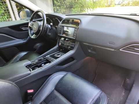 F-PACE 2.0 D - 180 - BVA - Stop/Start Prestige 2017 occasion 77185 Lognes