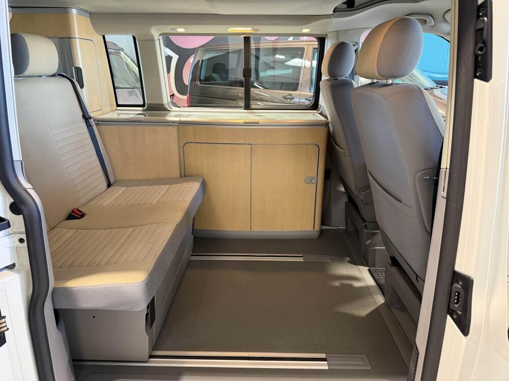 MULTIVAN T5 2.5 TDI 130 COMFORTLINE 4MOTION 2009 occasion 26000 VALENCE