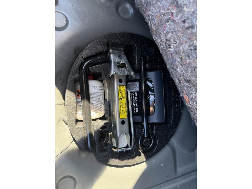 Clio 1.5 dCi - 85 Dynamique TomTom gps + clim 2010 occasion 19100 Brive-la-Gaillarde