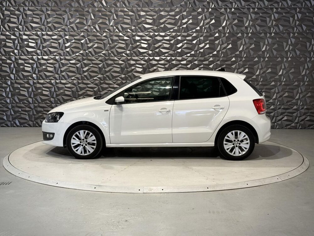Polo 1.2i - 60 V 6R Life Equip&eacute;e Car play / Ciel Etoil&eacute; 2013 occasion 78680 &Eacute;p&ocirc;ne
