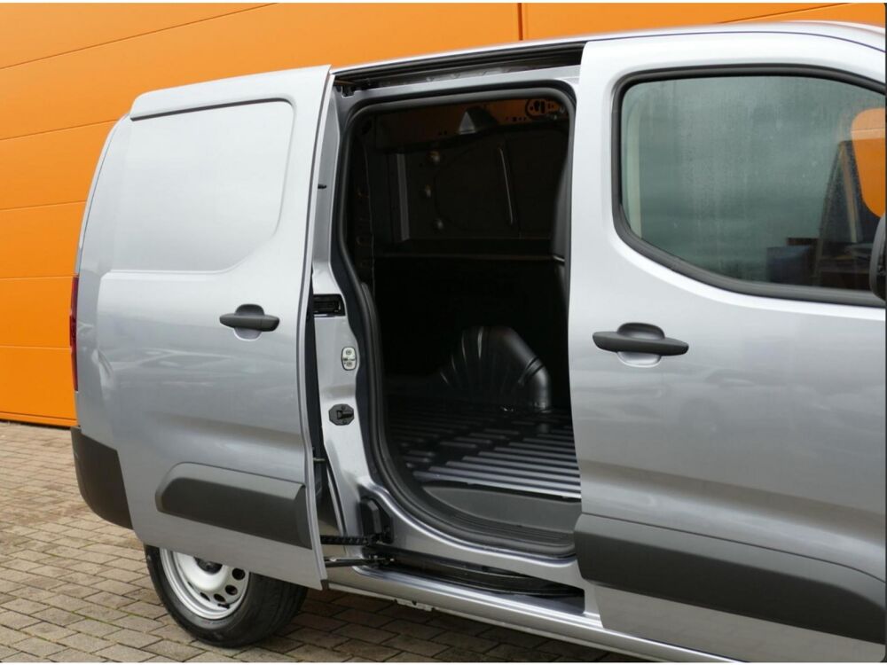 Berlingo III VAN BLUEHDI 130 XL 950KG - BV EAT8 - 3 PL. & PACK TECHNO 2026 occasion 77090 Coll&eacute;gien