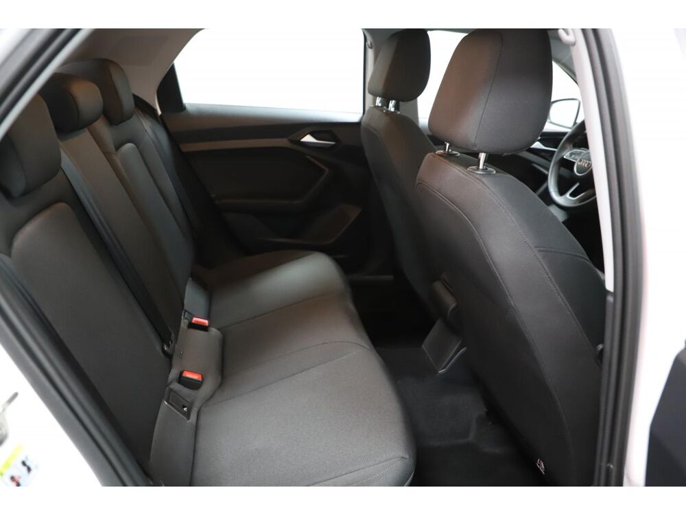 A1 1.0 30 TFSI 110 S line S-Tronic Sportback 2024 occasion 06550 La Roquette-sur-Siagne
