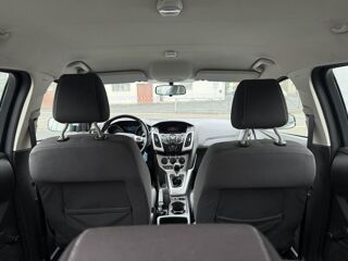 Focus 1.6 TDCi FAP - 95 BERLINE Trend CLIM + RADAR AR 2012 occasion 19100 Brive-la-Gaillarde