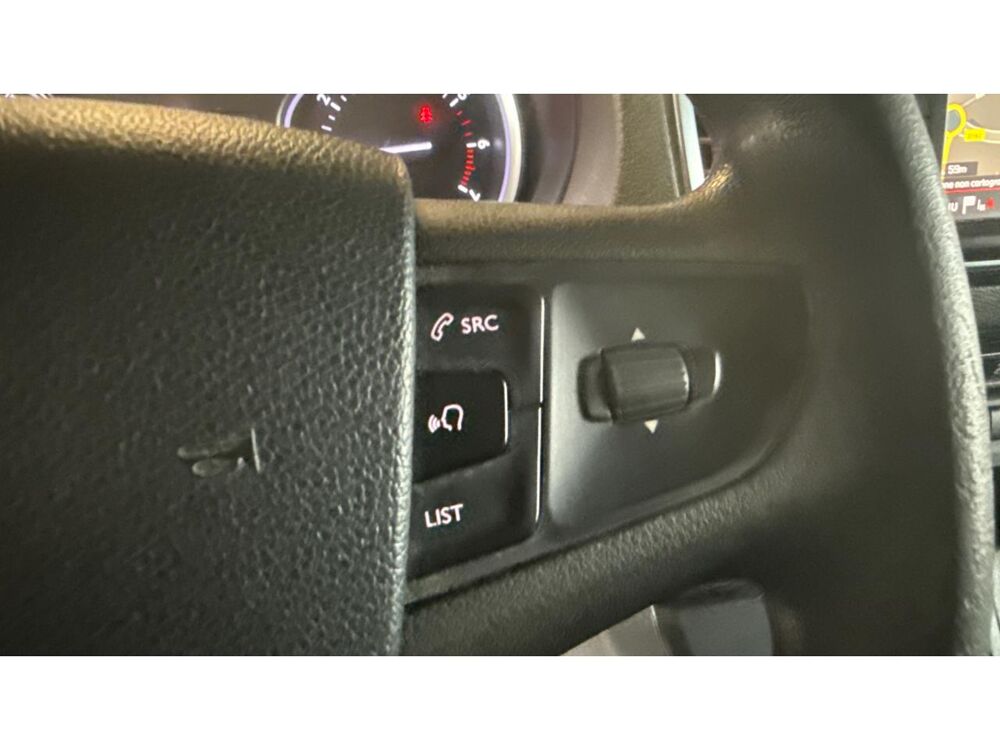 Jumpy M 2.0 BlueHDi 150 Attelage / Cam&eacute;ra de recul / apple car pla 2017 occasion 60740 Saint-Maximin