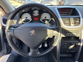 207 CC 1.6i 16V - 120 CC COUPE CABRIOLET Sport PHASE 1 2007 occasion 83490 Le Muy