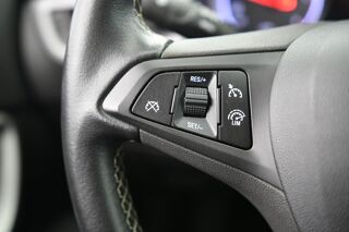 Astra 1.5 Diesel 122 ch BVA9 LED/CARPLAY/CAMERA GAR 1AN 2020 occasion 33620 Cavignac