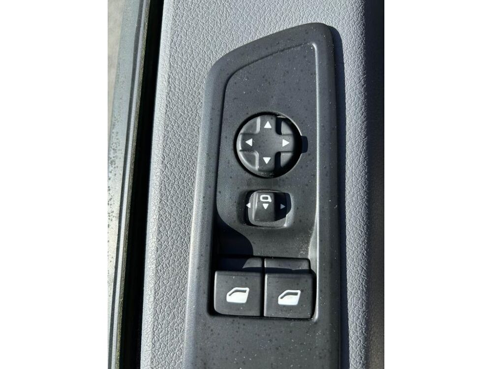 Vivaro L2 STANDART PACK BUSINESS BlueHDi 120 S&S FOURGON 2022 occasion 44700 Orvault