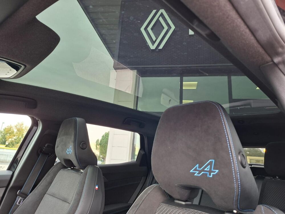 Espace VI E-Tech Full Hybride 200 Esprit Alpine, Toit pano, Carplay 2024 occasion 31660 Bessi&egrave;res