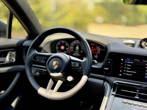Panamera 4 E-HYBRID - 2.9i V6 - PDK - CHRONO - TOIT - PSE - ACTIVE RI 2024 occasion 13760 Saint-Cannat