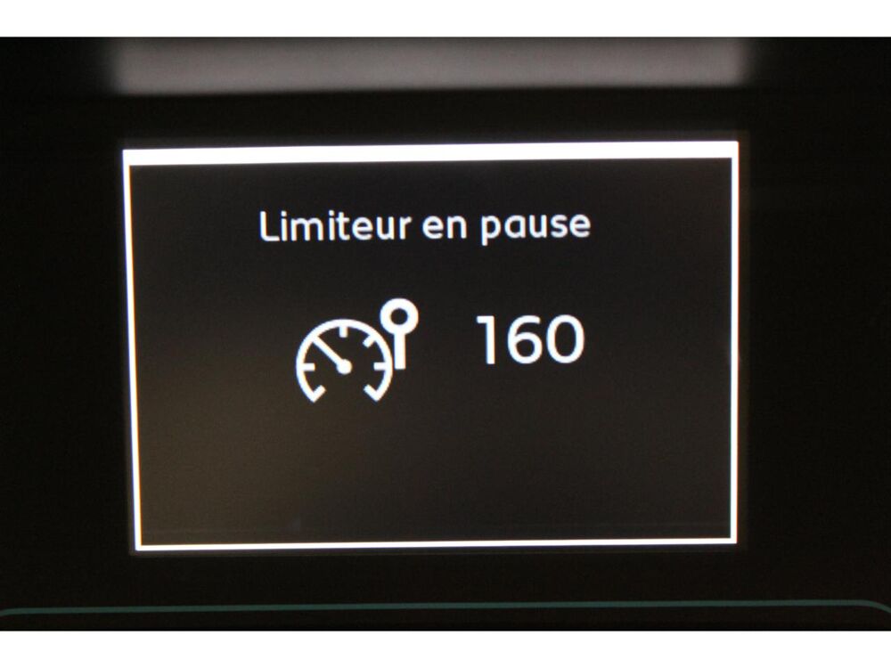 208 Electrique Active 2019 - 136CH- Suivi complet - Premi&egrave;re Ma 2020 occasion 95340 Bernes-sur-Oise