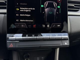Captur NV 1.8 E-Tech Full Hybrid 160 Techno avec Pack Hiver 2025 occasion 35300 Foug&egrave;res