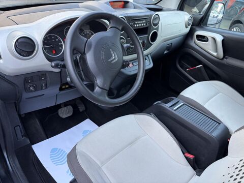 Berlingo 1.6 HDi - 100ch boite auto ETG6 / 2015 / suivi d\'entretien 2015 occasion 30260 Orthoux-S&eacute;rignac-Quilhan