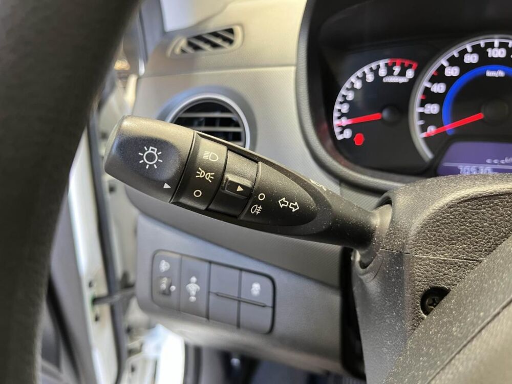 i10 1.0 INTUITIVE S&S - CLIM - BLUETOOTH - REGULATEUR 2018 occasion 13760 Saint-Cannat