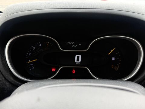 Trafic III L1H1 9 places - 1.6 l DCi - 120ch - Life Phase 1 2015 occasion 76710 Eslettes