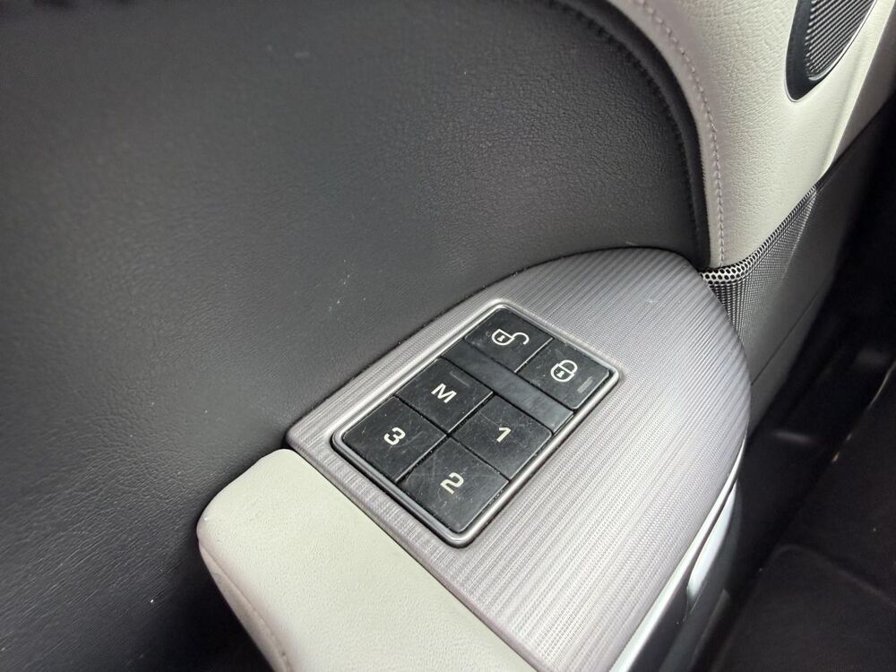 Range Rover 3.0 V6 HSE DYNAMIC - ATTELAGE - VIDANGE BVA - DISTRIBUTION 2015 occasion 49070 Beaucouz&eacute;