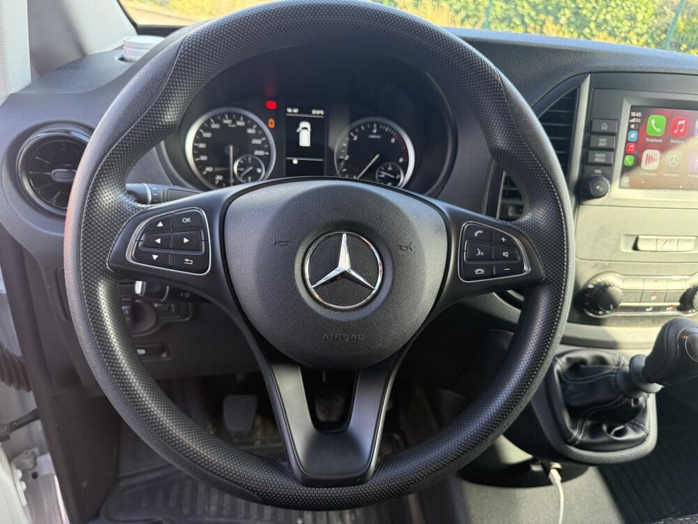 Vito 110 CDI COMPACT FWD FIRST 2021 occasion 49070 Beaucouz&eacute;